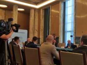 Posturile vacante din sistemul public de sănătate vor fi ocupate mai ușor. Ce au stabilit reprezentanții Guvernului și ai sindicatelor din sănătate