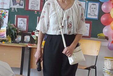 Profesoara care a redeschis o școală de una singură. Acum, Maria Cleopatra face cunoscut satul său secular, Starchiojd din Prahova