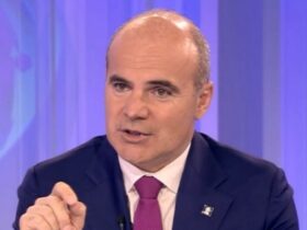 Rareș Bogdan susține că declarațiile lui Tudose despre Ciucă sunt o presiune la adresa lui Ciolacu