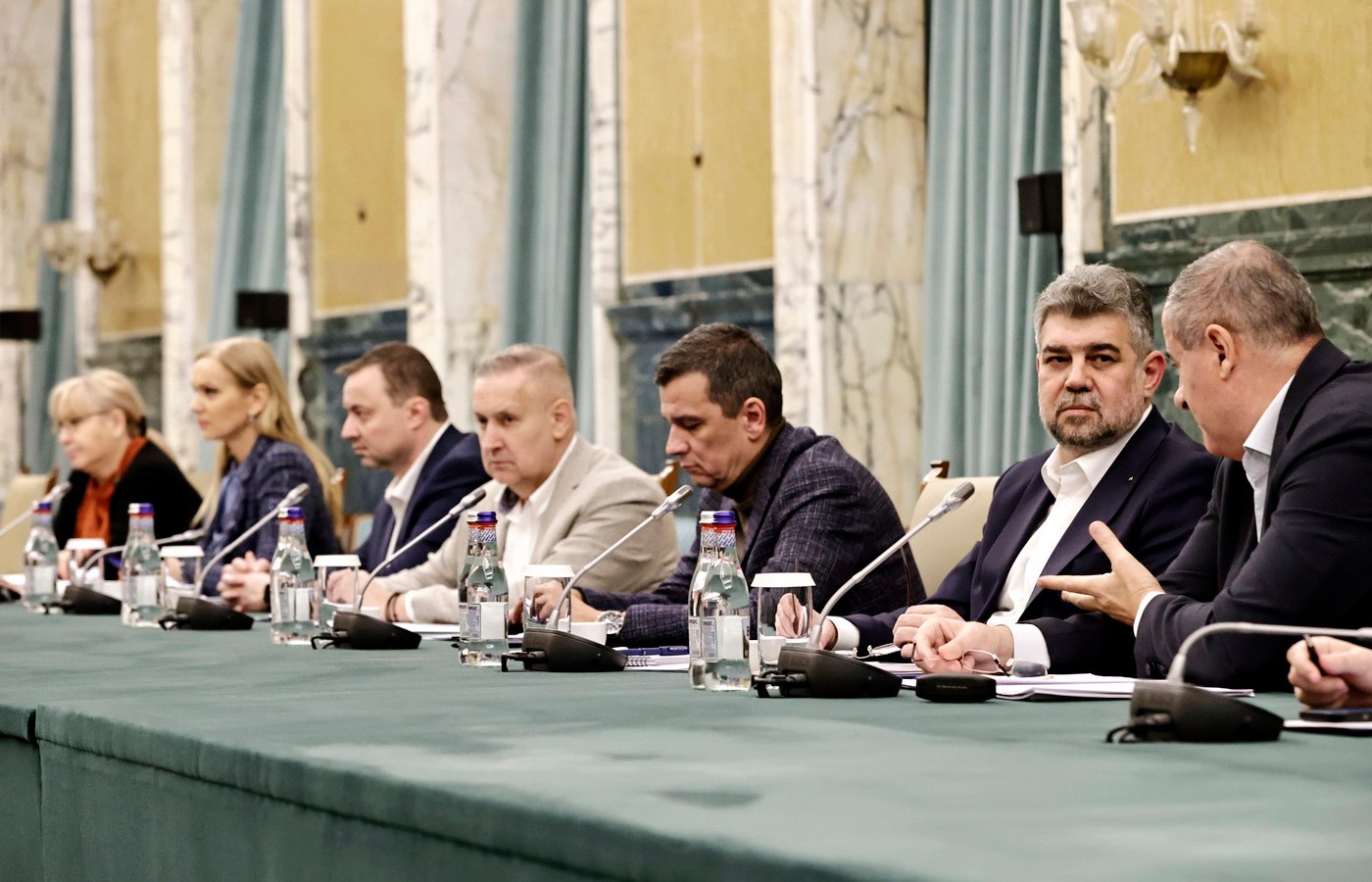 Ciolacu: „Aprobăm mâine în Guvern un set de măsuri convenite cu transportatorii și fermierii”. Lista documentelor pregătite