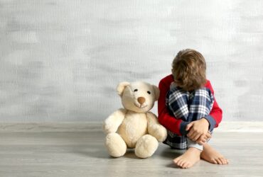 Unde greșesc cel mai mult părinții în educarea copiilor, pe partea emoțională. Sfaturile unui psiholog