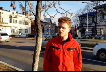 Instanța anulează pedeapsa unui elev care a ironizat o profesoară și a primit nota 2 la purtare. Ce spun experții în domeniu