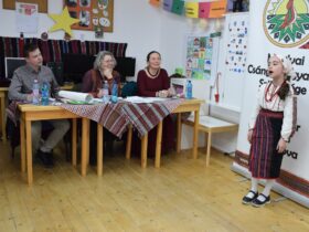 Județul în care maghiarii „s-au înmulțit“. Ceangăii urmează școala în limba maternă