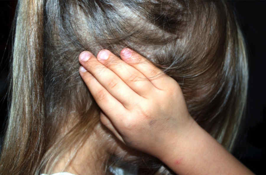 Educatoarea agresivă a ajuns în arest Educatoarea agresivă a ajuns în arest