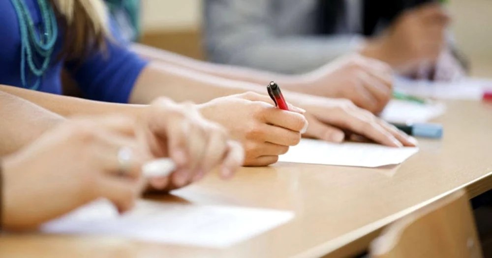 Rezultate simulare BAC 2024: Aproape 40% dintre elevii de clasa a XII-a au luat sub nota 5 la Limba română