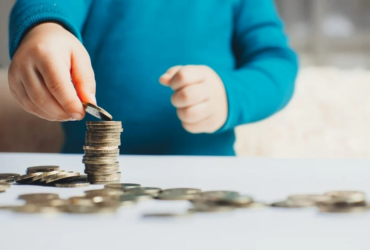 Atenție, părinți! Subvenția de la stat se reduce sau dispare dacă cei mici lipsesc de la școală
