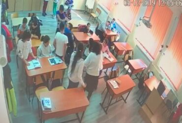 Supravegherea video în clase. Ce discută profesorii între ei pe această temă