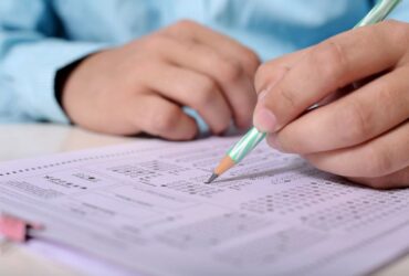 Calendarul Comper în 2026. Când sunt programate examenele de anul acesta din etapele II si III