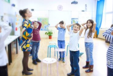 Secretele alegerii activităților extrașcolare pentru copii, explicate de specialiști. Care sunt principiile de bază care trebuie urmate de părinți