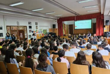 Ce carieră și-ar putea alege elevii care urmează un liceu cu profil Uman