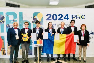 Elevii români au strălucit la Olimpiada Internațională de Fizică din Iran. România a obţinut trei medalii de aur şi două de argint