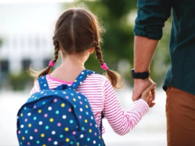 Începe un nou an școlar. Pe elevi și profesori îi așteaptă 36 de săptămâni de cursuri până la următoarea vacanţă mare