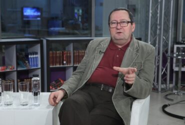 Educația în sistem homeschooling, tranșată de judecători. Părinte: “Lăsați-ne copiii să învețe”. Ce spune Ministerul Educației