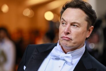 Elon Musk, atac la șeful CCR: “E un tiran”