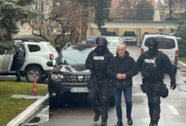 Potra va fi prezentat instanţei, marţi, cu propunere de arestare preventivă (surse) Potra va fi prezentat instanţei, marţi, cu propunere de arestare preventivă (surse)