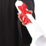 “Doctori” străini cu diplome false din România