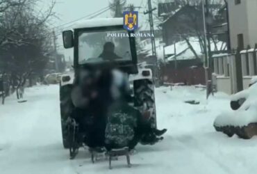 Sănii trase cu tractorul. Poliția s-a sesizat