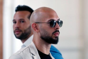 ”Andrew Tate a început să o strângă de gât” ”Andrew Tate a început să o strângă de gât”