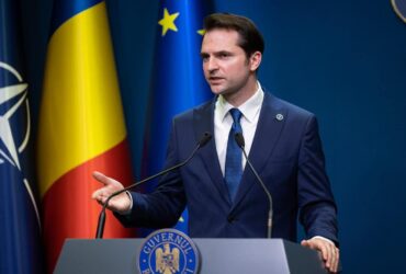 Burduja îl acuză pe Nicușor Dan că neglijează Primăria pentru campania prezidențială. „Este scufundată în datorii”