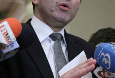 Tudorel Toader: ”CCR va filtra candidaturile” Tudorel Toader: ”CCR va filtra candidaturile”