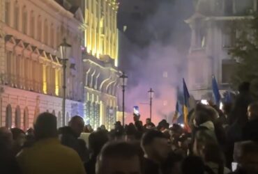 Proteste: Crește numărul persoanelor reținute