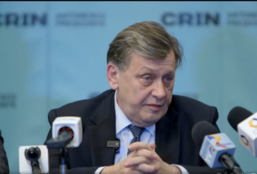 Crin Antonescu, despre acuzația că ar fi consumator de alcool: Beau mai puțin decât oamenii obișnuiți