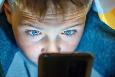 Rezultate simulare Evaluare Națională 2025: Note mai mari la Matematică, rezultate mai slabe la Limba română
