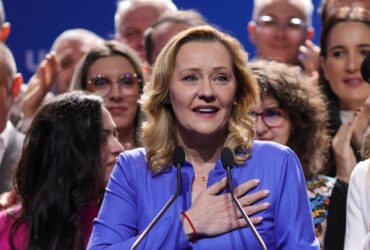 Elena Lasconi a fost mazilită de USR, dar candidatura sa are o miză imensă în continuare. Cum face jocurile pentru finala prezidențială – ANALIZĂ