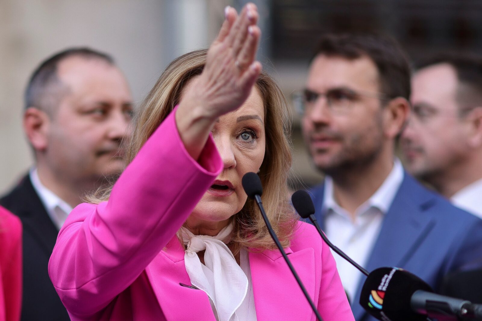 Măcelul din USR continuă. Cine se pregătește să preia partidul. Lasconi, acuzată că-l face președinte pe Crin Antonescu – SURSE Măcelul din USR continuă. Cine se pregătește să preia partidul. Lasconi, acuzată că-l face președinte pe Crin Antonescu – SURSE