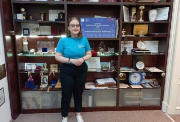 Adolescenta-fenomen în domeniul limbilor străine: în numai două luni a câștigat o olimpiadă națională și un prestigios concurs televizat