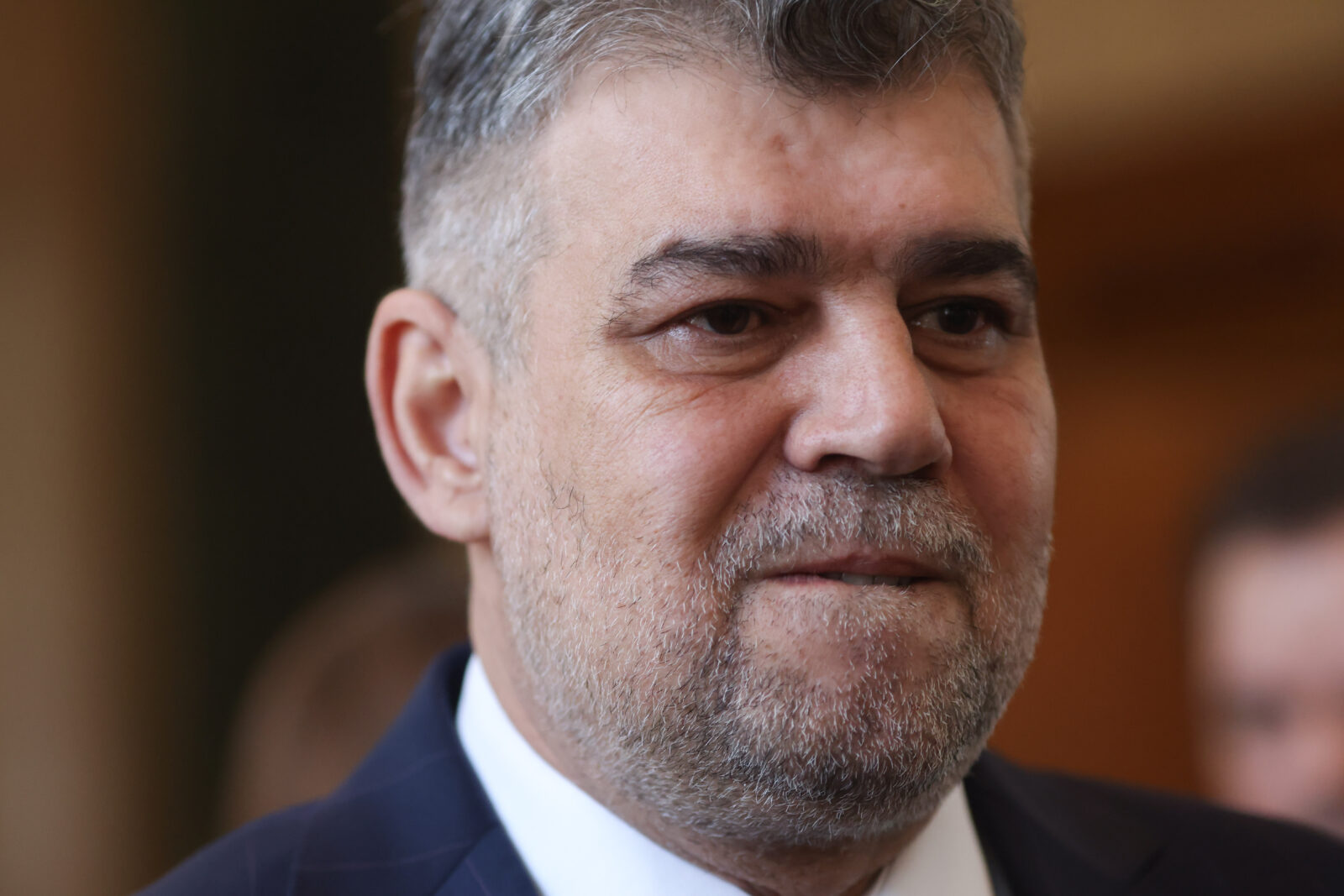 Reacție în societatea civilă după ironia lui Marcel Ciolacu privind fusta: „Misoginie şi masculinitate fragilă”