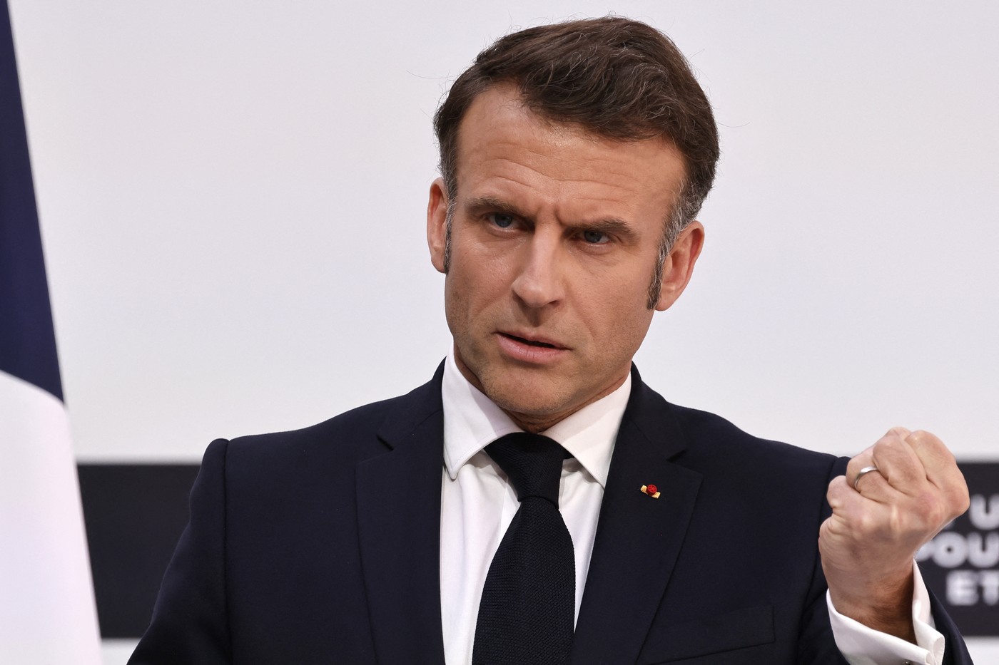 Macron, mesaj ferm după atacul condamnat de premier drept o „atrocitate islamofobă”
