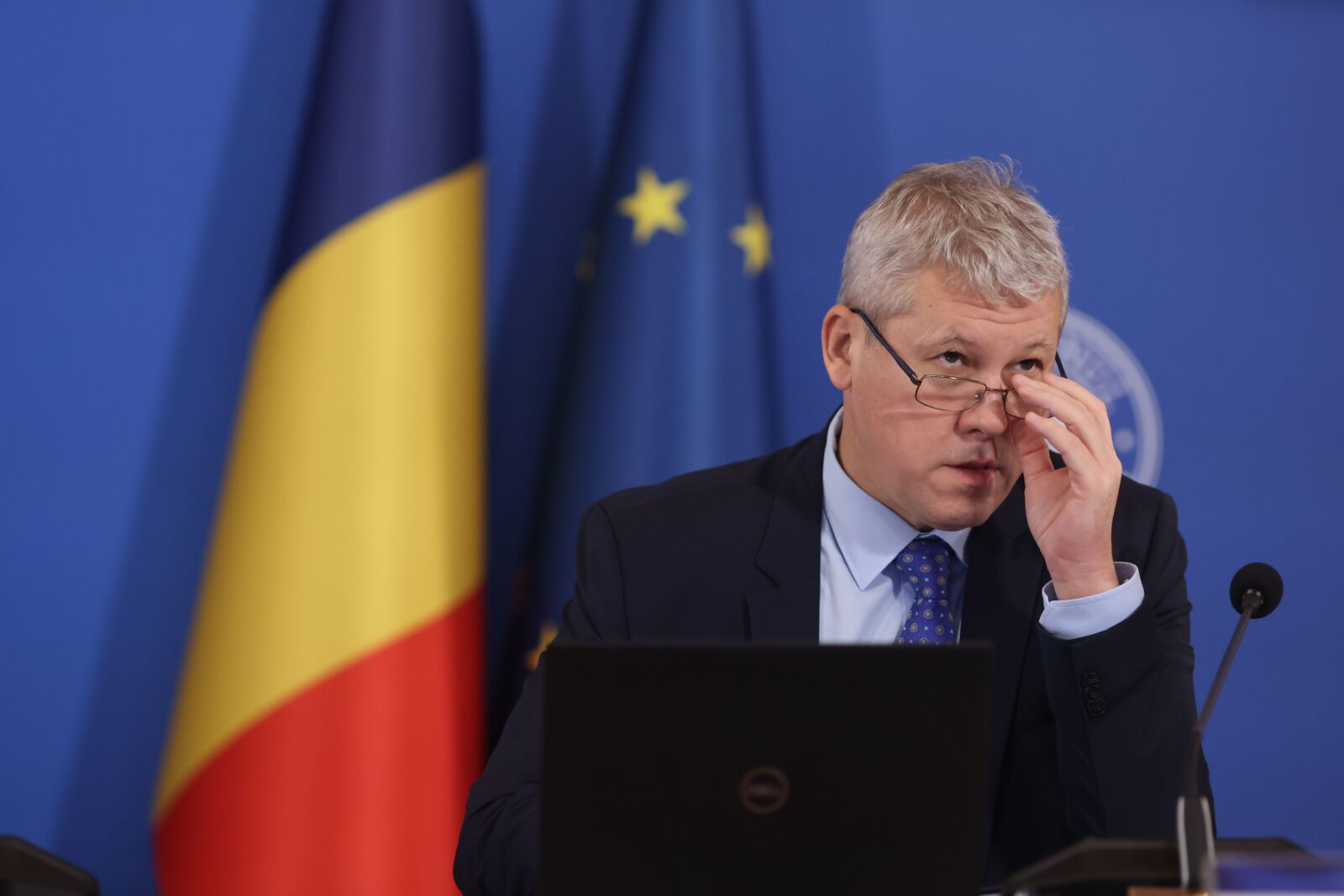 Guvernului interimar Predoiu se reunește joi în prima sa ședință. Pe agendă se află și bugetul Companiei Naţionale de Investiţii
