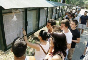 Reforma în Educație începe cu liceul. Experții recomandă mai puțin conținut și mai multă învățare profundă