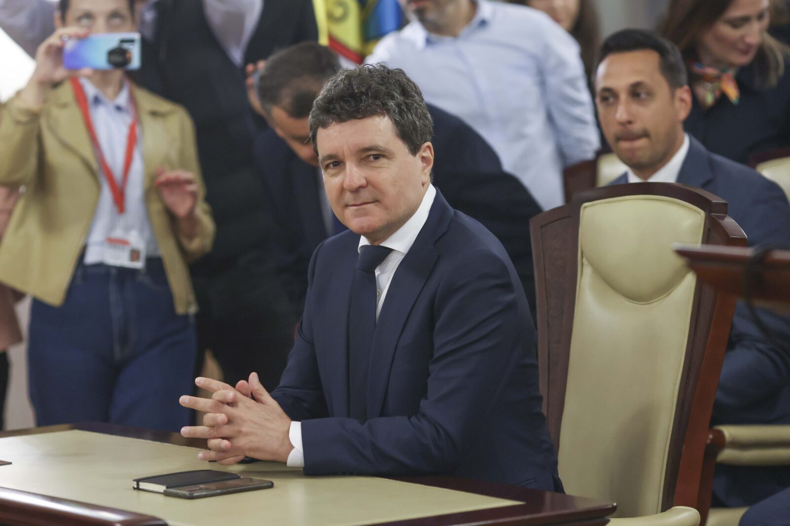Nicușor Dan, întrebat despre afirmațiile lui George Simion despre „vărsare de sânge”: „Sunt niște partide care caută scandal, dar România e o democrație”