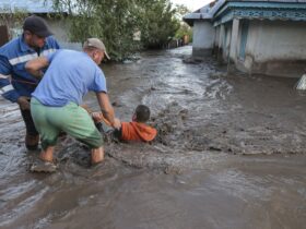 „Nu pot să-i oblig!”. În localitatea din România devastată de inundații, cele mai multe case sunt tot neasigurate împotriva calamităților