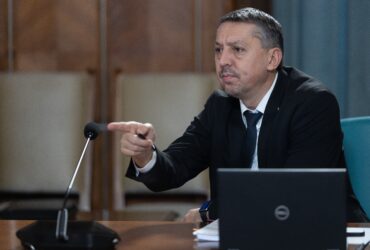Ministrul Educației Daniel David critică protestele profesorilor: „Dacă plecarea mea ar fi rezolvat problemele, aș fi plecat”