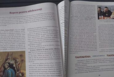 Doi rapperi români cu discurs anti-UE şi antisemit, „repere pentru adolescenţi” într-un manual de religie pentru clasa a VIII-a