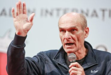 CTP, despre „starea de lucruri pe care premierul Bolojan vrea s-o îndrepte”: „Prea mulți alți cetățeni primesc mult mai puțini bani decât merită”