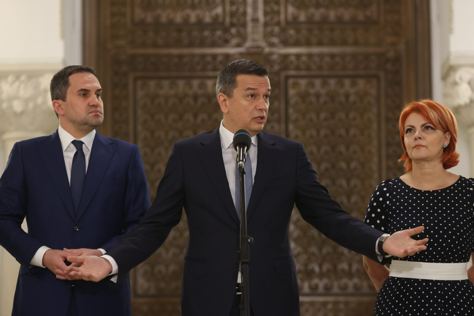 PNL și PSD își stabilesc astăzi miniștrii din Guvernul Bolojan / Întâlnire a liderilor coaliției pentru acordul de guvernare
