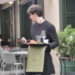 Românii și-au rărit mesele luate în oraș: afacerile restaurantelor au scăzut cu peste 8% în primele 4 luni