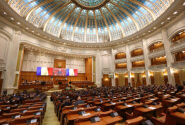 Clasamentul deputaților cu cele mai multe absențe. Lista este dominată de parlamentari AUR
