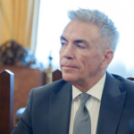 Un senator PSD cere demisia vicepremierului Dragoș Anastasiu, în urma acuzațiilor privind o presupusă mită oferită unui inspector ANAF