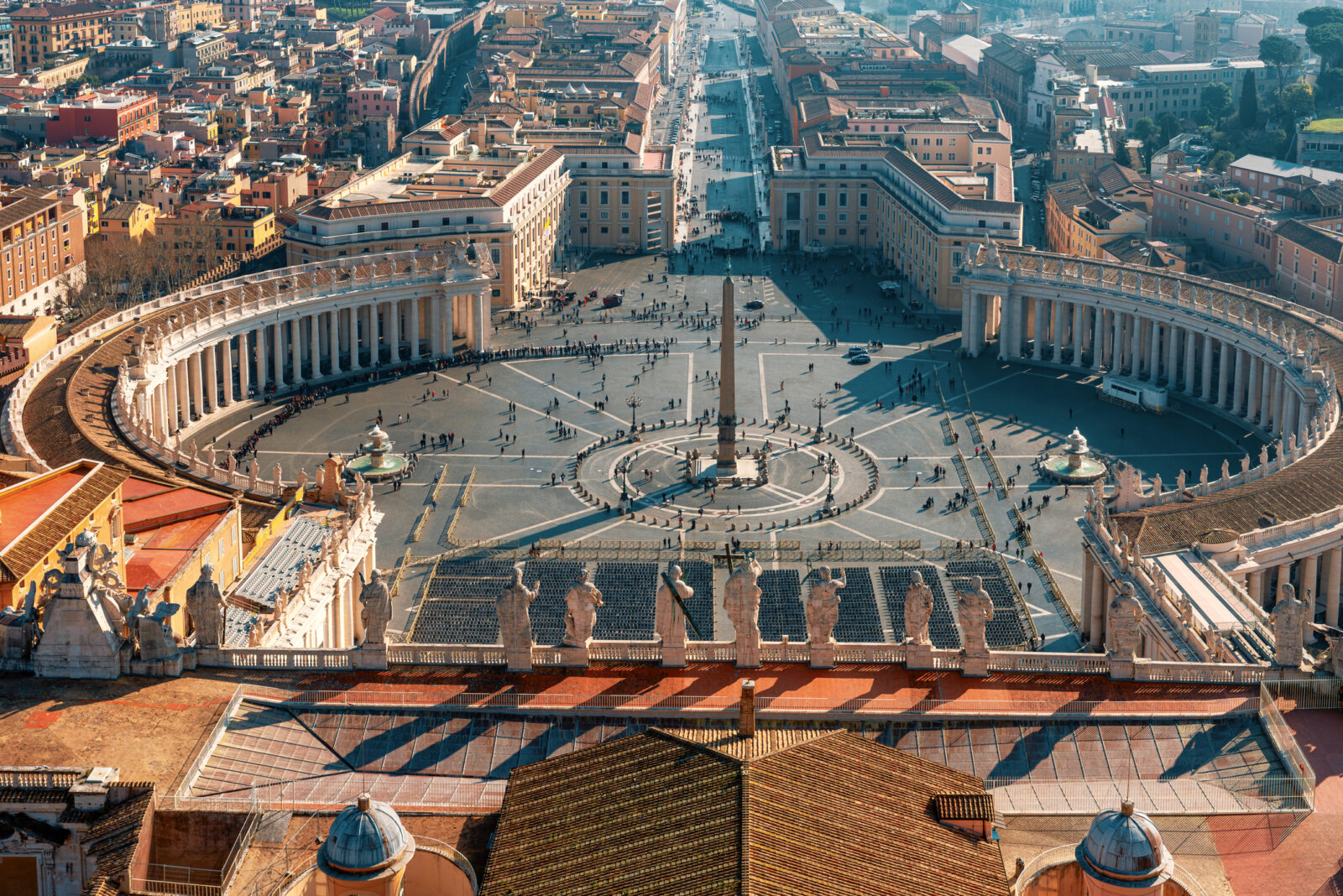 MAE recunoaște oficial o chirie lunară de 10.500 de euro pentru apartamentul ambasadorului României de la Vatican și o explică MAE recunoaște oficial o chirie lunară de 10.500 de euro pentru apartamentul ambasadorului României de la Vatican și o explică