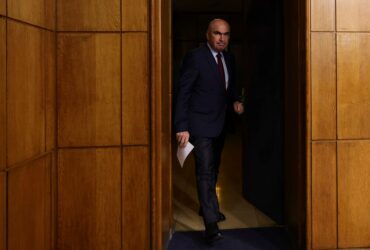 România guvernată prin crize. E posibilă o reformă reală a clasei politice? ANALIZĂ