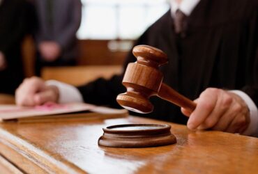 Magistrații cer întâlnire urgentă cu premierul Ilie Bolojan. Procurorii și judecătorii: „Atacurile la adresa justiției subminează profesia”