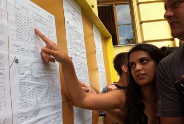 Subiecte „banale” la Bacalaureatul de toamnă și posibile rezultate artificiale. Expert în educație: „BAC-ul la muzeu. E o relicvă”