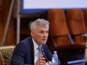 Un senator PSD îl atacă pe Bolojan, după declarațiile despre riscul de faliment al României: „Extrem de dăunătoare pentru economie”