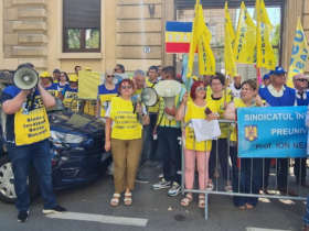 Sindicatele contestă declarațiile lui Bolojan privind norma didactică și continuă protestele din Educație până pe 8 septembrie Sindicatele contestă declarațiile lui Bolojan privind norma didactică și continuă protestele din Educație până pe 8 septembrie