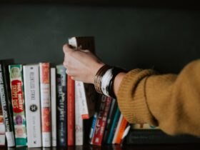 Românii nu mai vor să deschidă vreo carte: doar 7% din populație mai citește. Suntem pe ultimul loc în UE. „Cifrele sunt îngrozitoare” Românii nu mai vor să deschidă vreo carte: doar 7% din populație mai citește. Suntem pe ultimul loc în UE. „Cifrele sunt îngrozitoare”